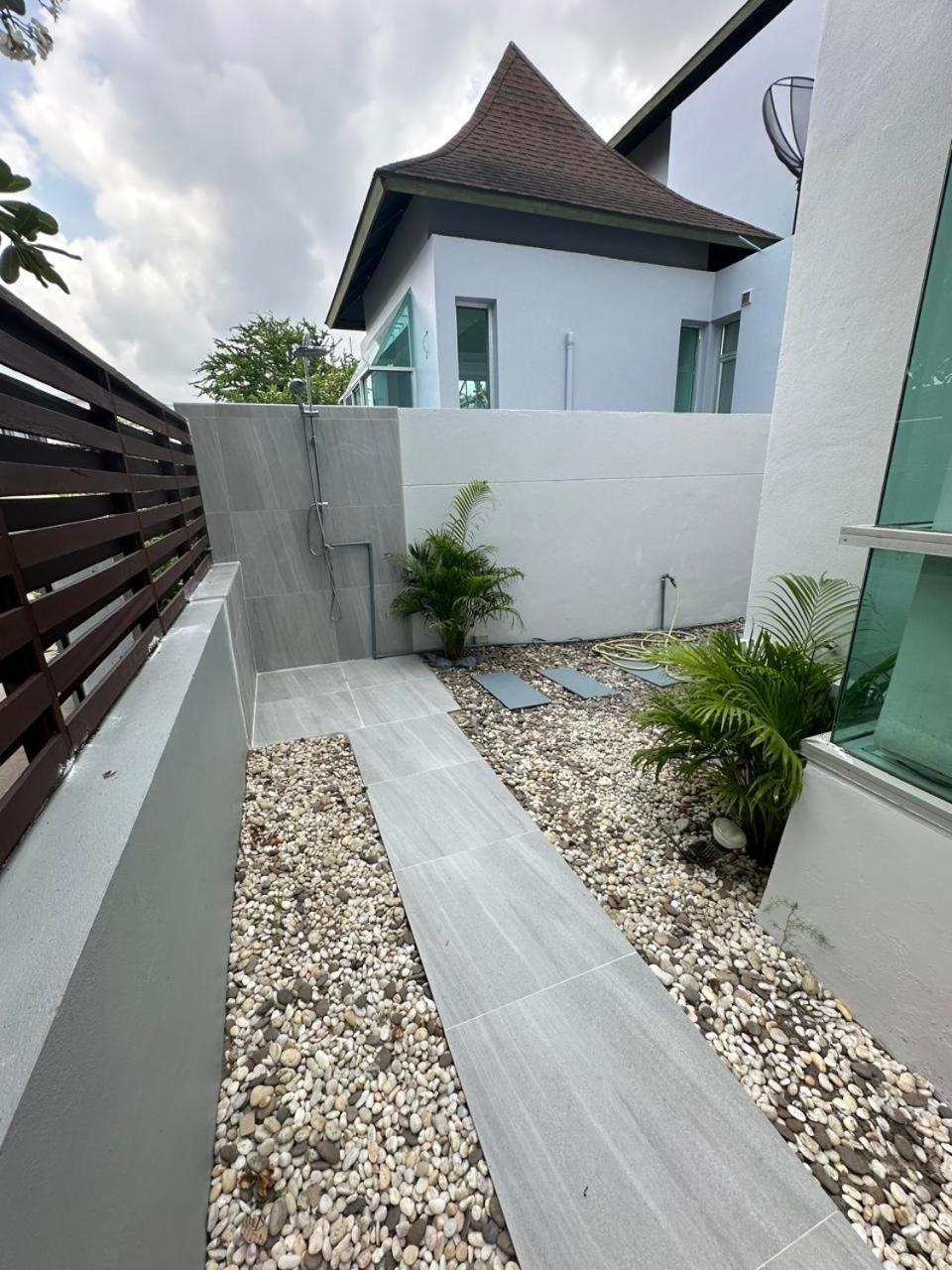Holiday Pool Villa Na Chom Thian Exterior photo